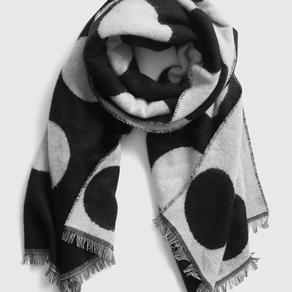 GAP Reversible Polka Dot Frayed Blanket Scarf